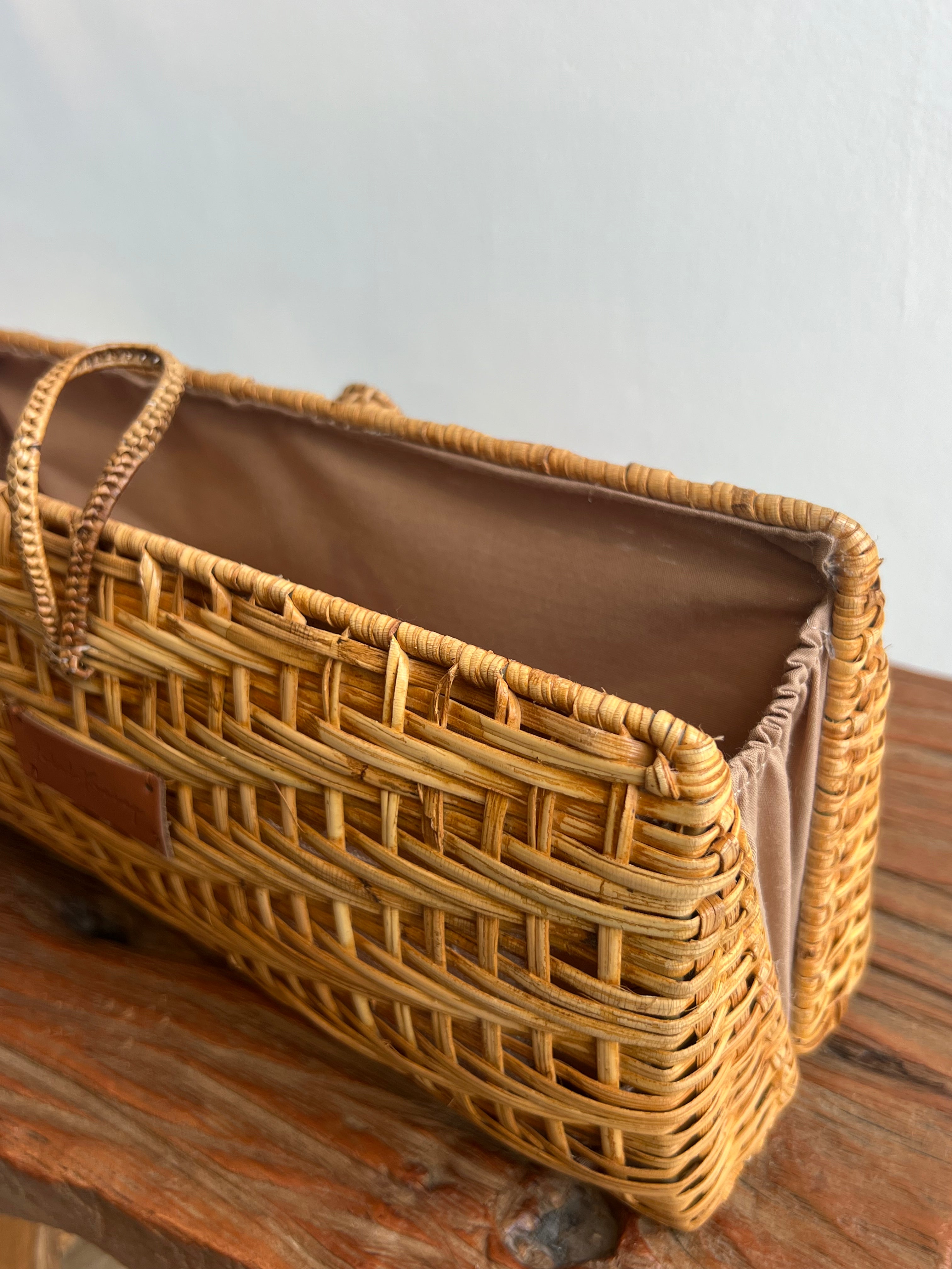 Clutch Rattan